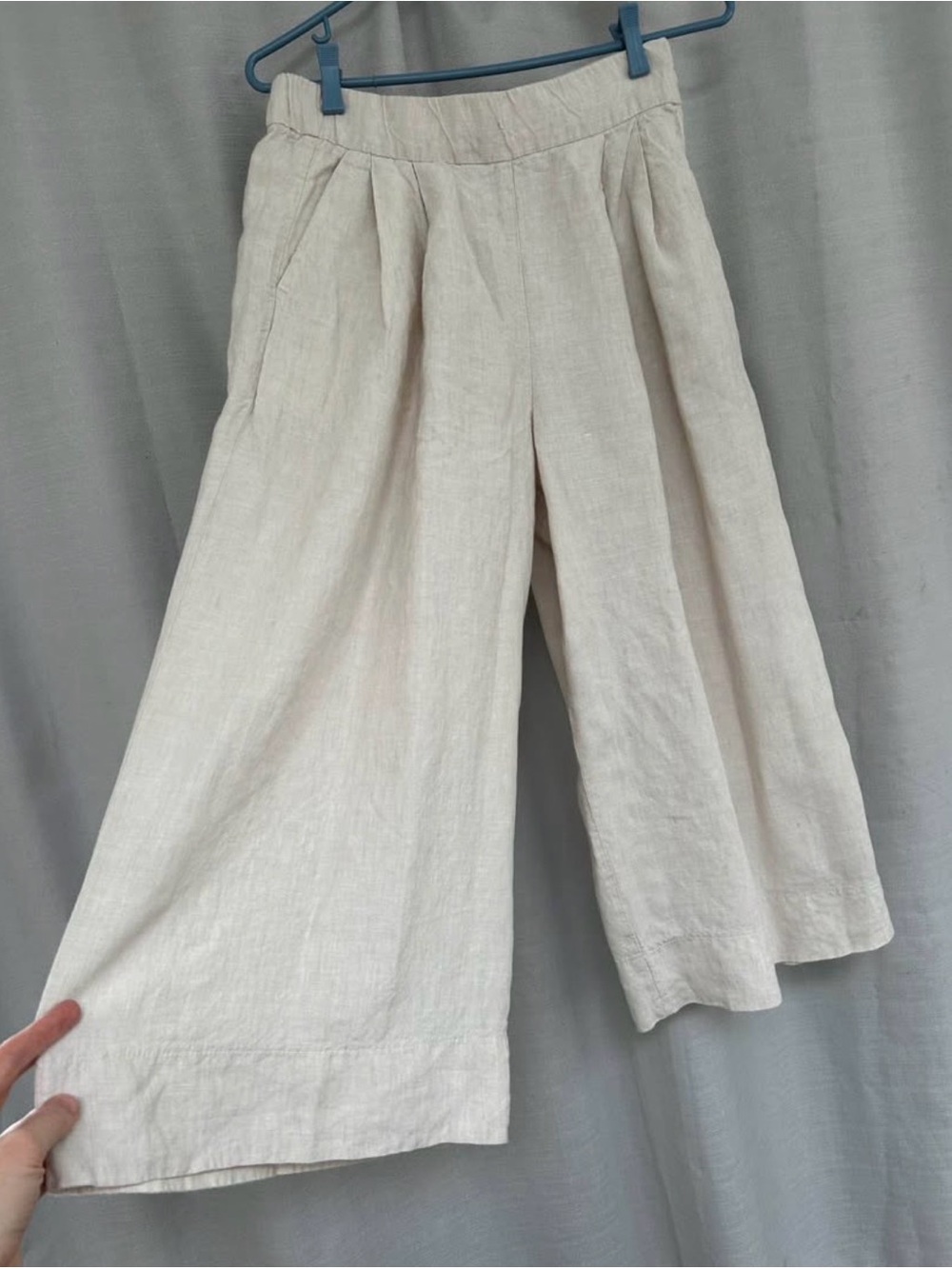 GAP Wide-Leg Linen Pants in Natural Beige / off white capri cropped pants